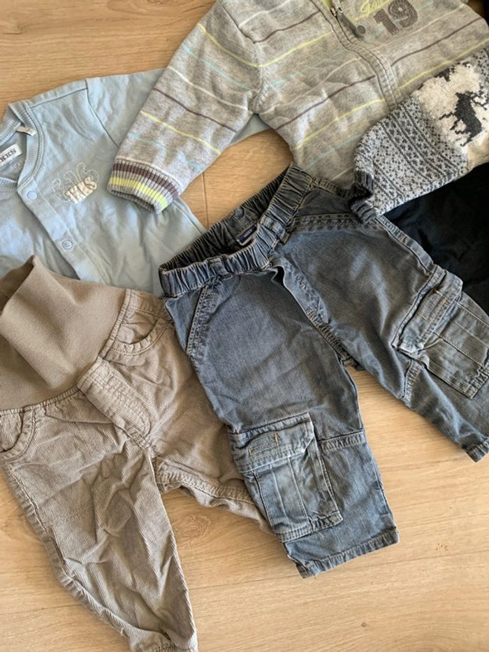 Lot bebe garçon 6/9mois - photo numéro 3