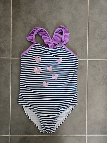 Maillot de bain fille 6-7 ans (122cm), Très bon état, très très propre
