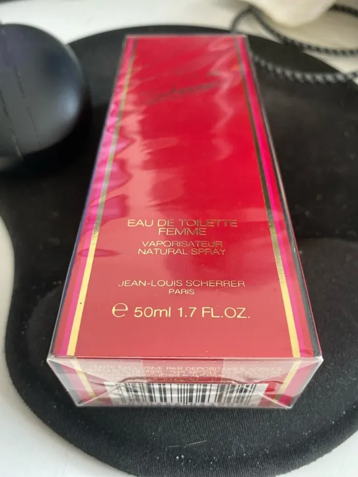 Jean Louis Scherrer parfum: S de Scherrer - photo numéro 3