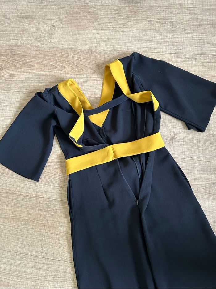 Combinaison noire et jaune CTN Collection taille 36 jamais portée - photo numéro 8