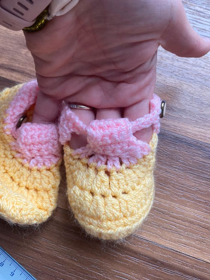 Chaussons fille laine - photo numéro 2