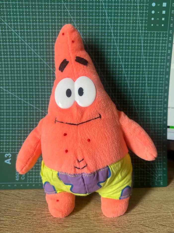 Peluche « Patrick » de Bob l’éponge  _ 27 cm
