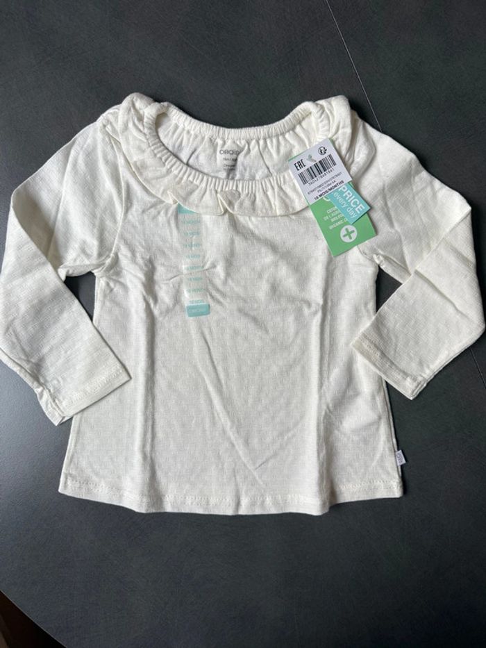 Ensemble 2 pièces salopette jean / t shirt 18 mois - photo numéro 2