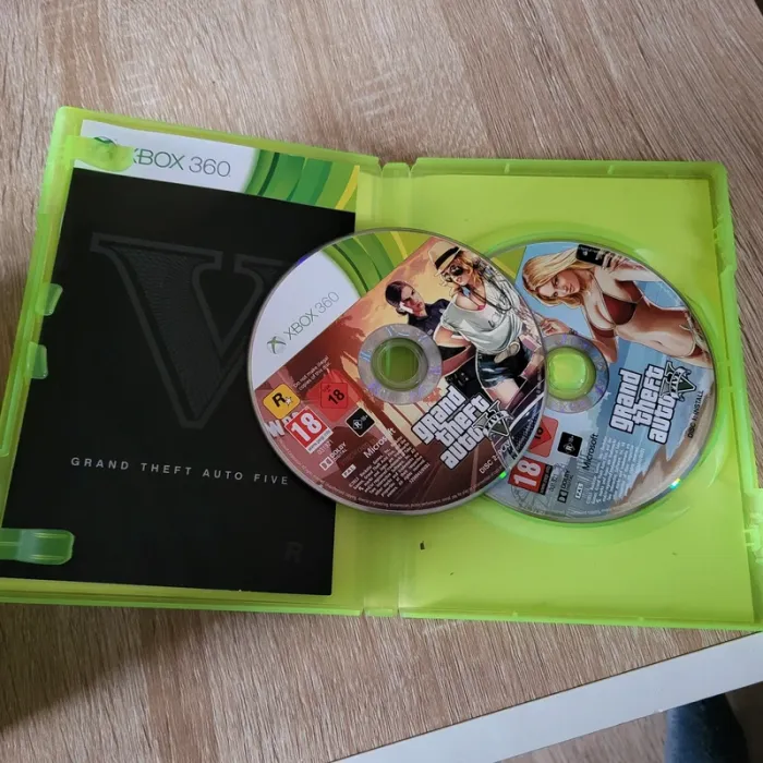Gta V xbox 360 - photo numéro 2