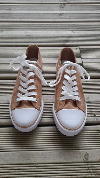 Baskets tennis neuves