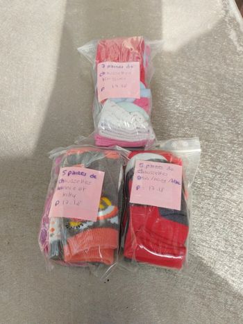 Chaussettes fille pointure 17-18, 17 paires