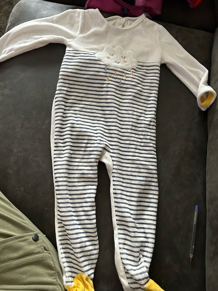 Lots de 10 vêtement bébé de 12 mois à 3 ans - photo numéro 3