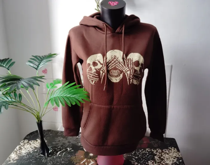 Sweat a capuche - photo numéro 2