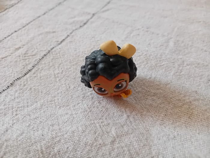 Doorables figurine disney encanto mirabel - photo numéro 2
