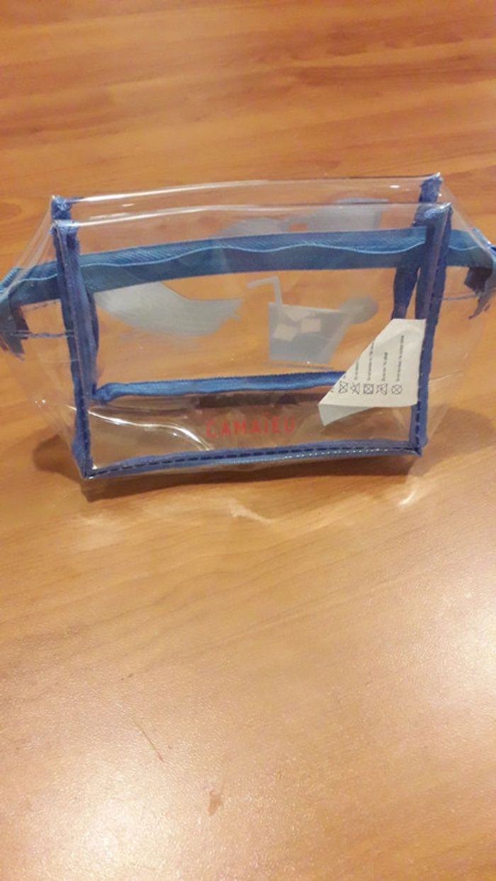 Trousse neuve Camaïeu - photo numéro 2