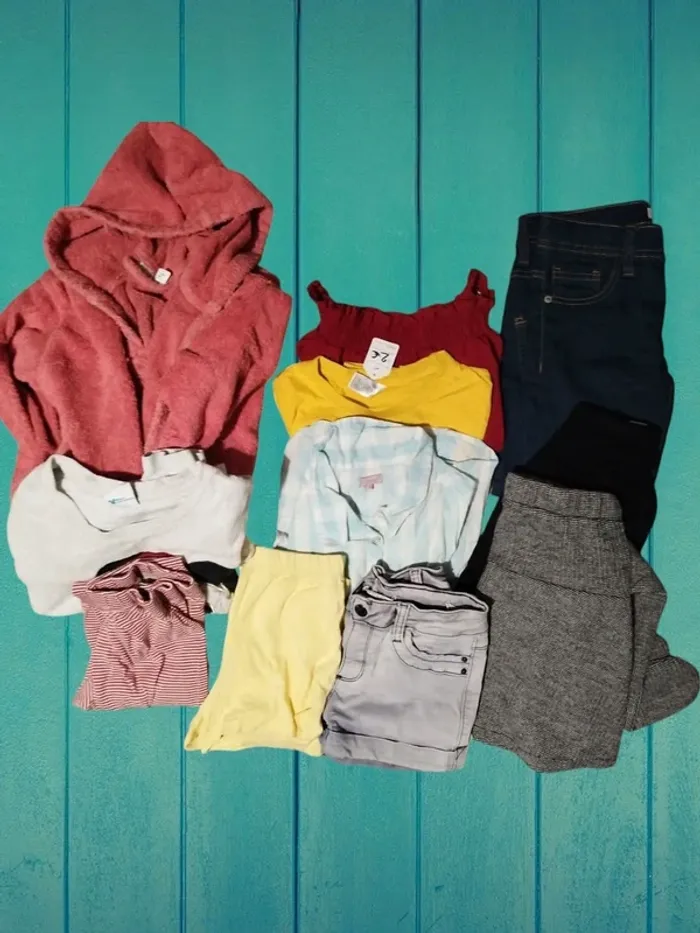 Lot vêtements fille