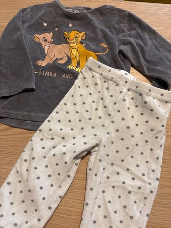 Ensemble pyjama 2 pièce simba le roi lion taille 18 mois 