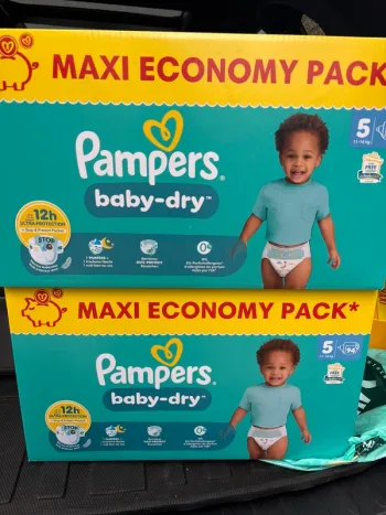 2 paquets de couches taille 5