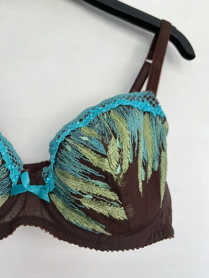 🔹 Ensemble lingerie jungle chic – Marron & broderies vert/bleu – Charlott’ 90C🔹 - photo numéro 3