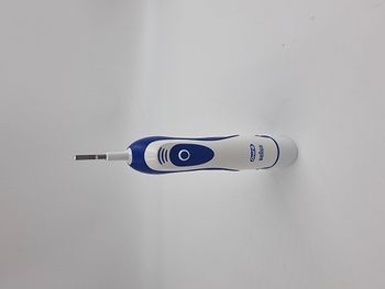 Brosse à dent électrique Oral B 610116 sans pile et sans brossette