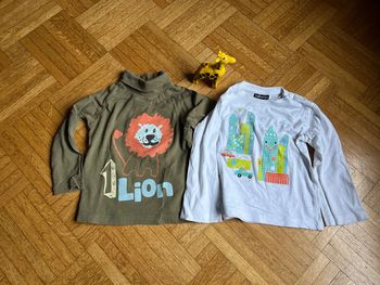 Lot 2 t-shirt manches longues 2ans