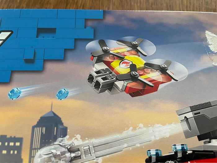 Boîte lego City 60374 Neuve Le camion d’intervention des pompiers - photo numéro 10