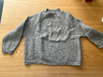 Pull Mango gris
