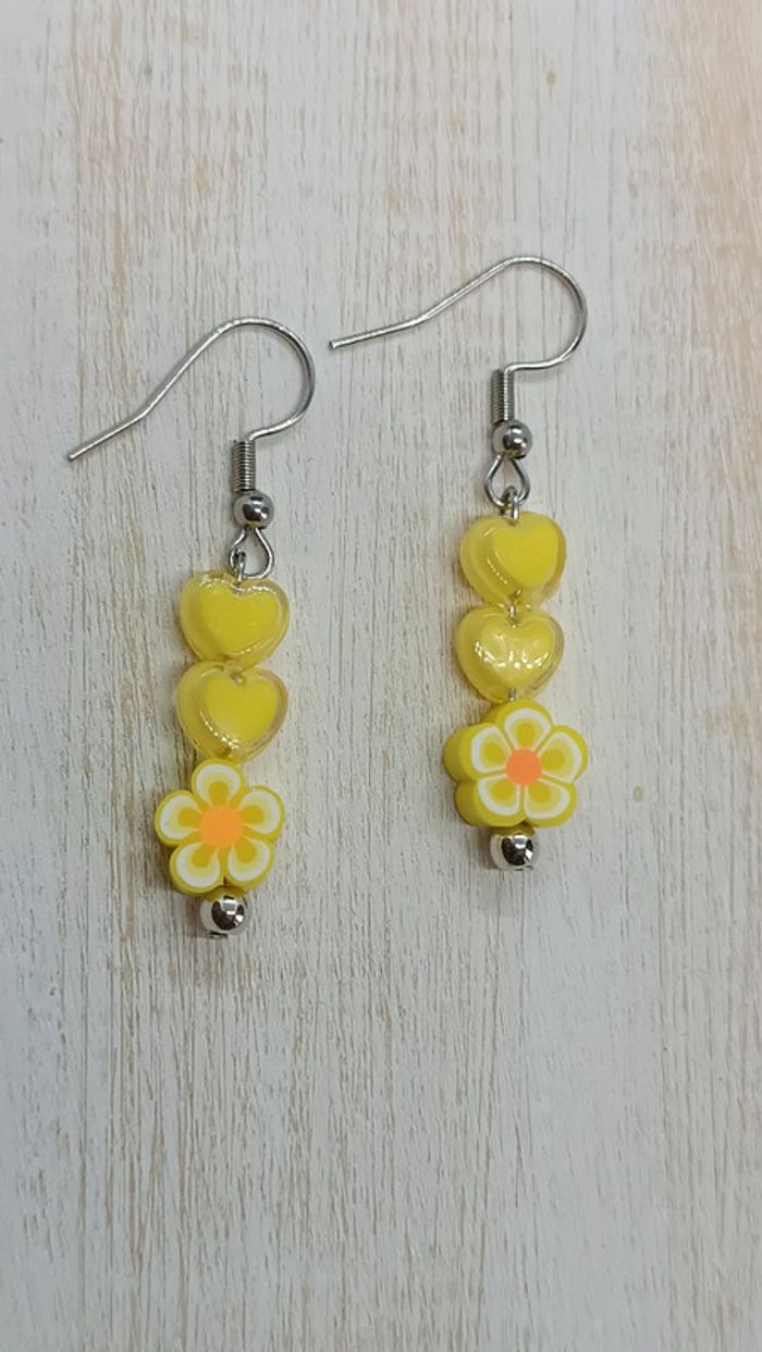 Jolies boucles d'oreilles