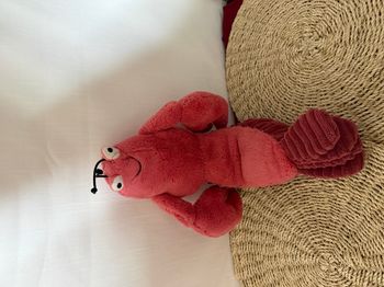 Jellycat Peluche Larry Le Homard