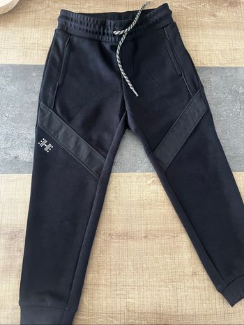 Pantalon jogging neuf