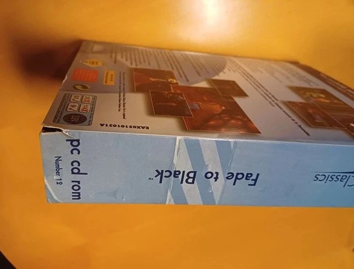 Jeu PC en boîte carton Fade to black (1994) - photo numéro 3