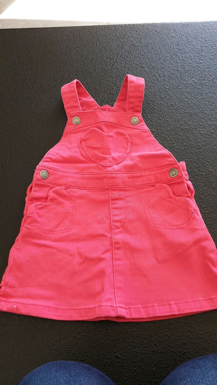 Salopette robe cœur fushia