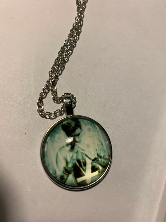 Collier Justin Bieber - photo numéro 3