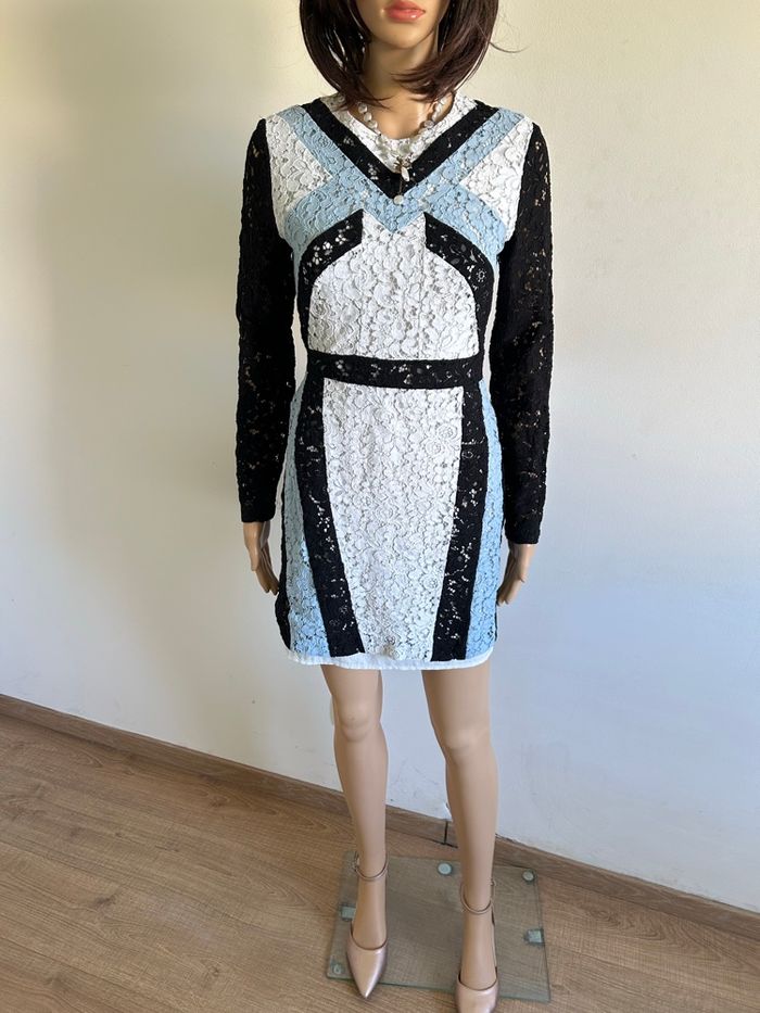 Robe en dentelle à manches longues Morgan taille 36 TBE - photo numéro 3