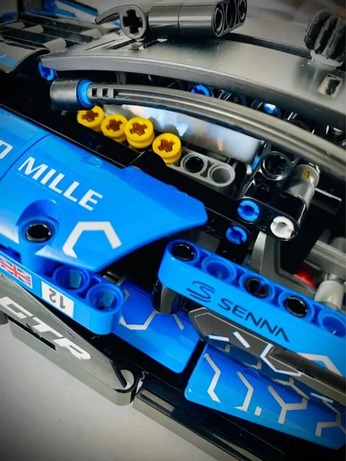 LEGO Technic 42123 - McLaren Senna GTR - Complet avec Notice - photo numéro 10