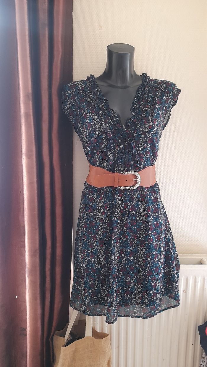 UNe jolie robe fluide pour l'été - photo numéro 4