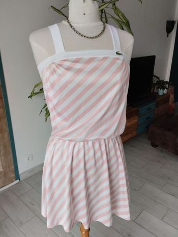 Robe Lacoste Vintage 🤍