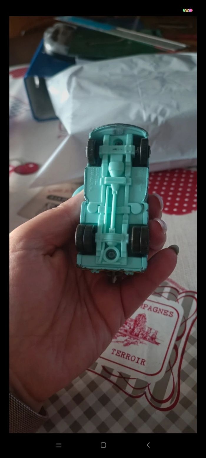 Camion de dépannage turquoise - photo numéro 5