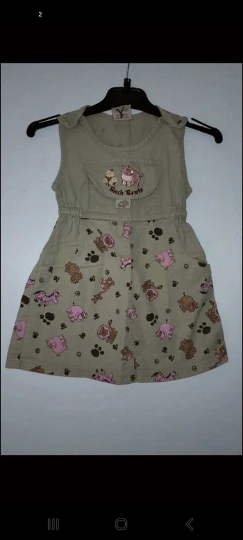Jolie robe taille 2/3 ans