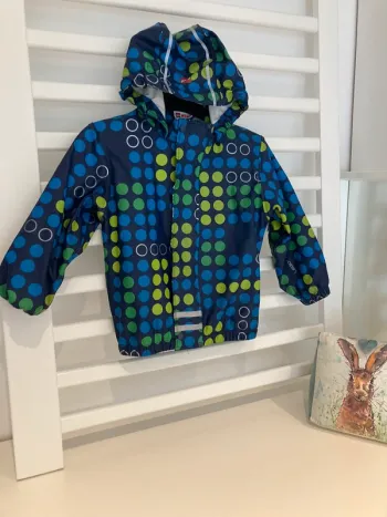 5 ans - imperméable ciré à pois Légo - capuchon amovible et motifs réfléchissants
