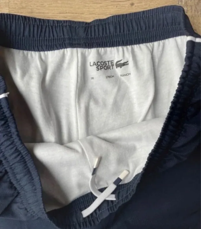 Ensemble jogging / survêtement Lacoste garçon 16 ans État neuf - photo numéro 9
