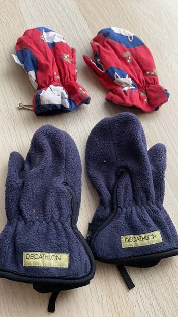 Lot de deux paires de moufles