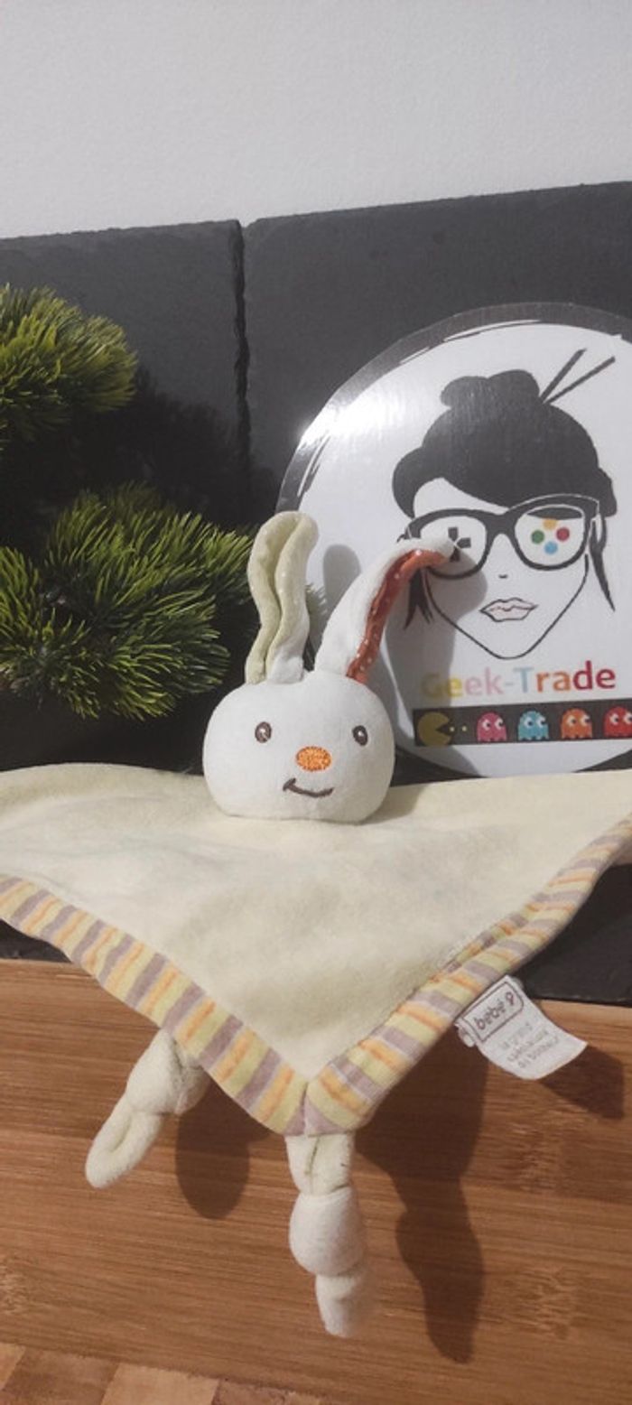 Doudou plat lapin Bébé 9 jaune vert orange  blanc pois rayures rayé  Bébé9 Noeud