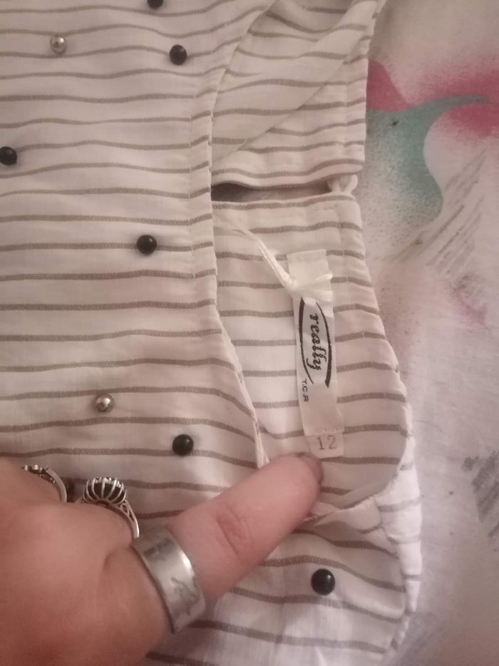 T-shirt rayé et etoiles 12A - photo numéro 5