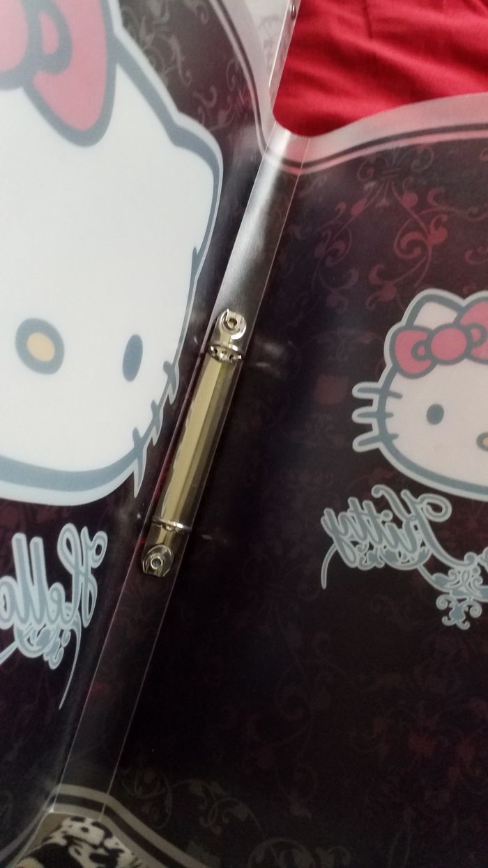 Lot de 2 classeurs hello Kitty bon état - photo numéro 3