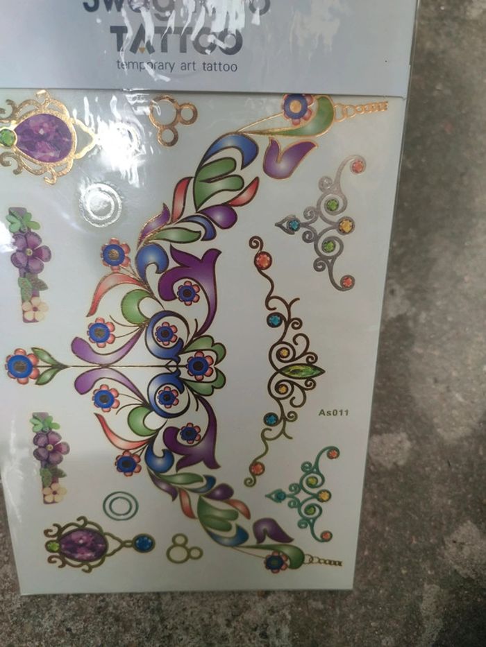 Tatouage plaquette temporaire - photo numéro 4