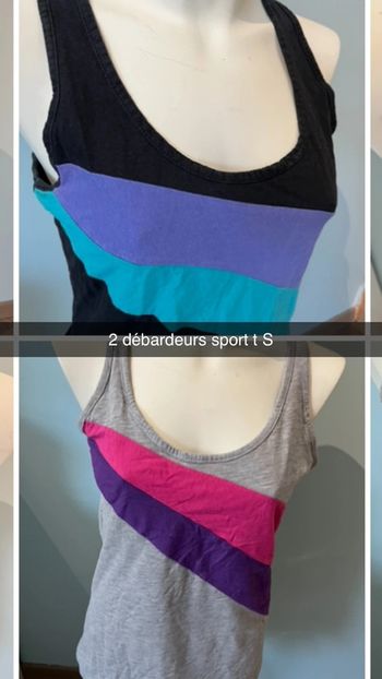 2 t shirts sport t S