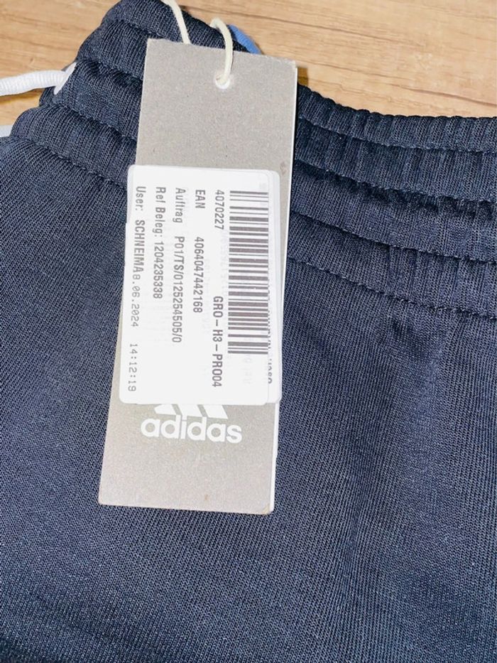 Short de course Adidas Taille xs - photo numéro 7