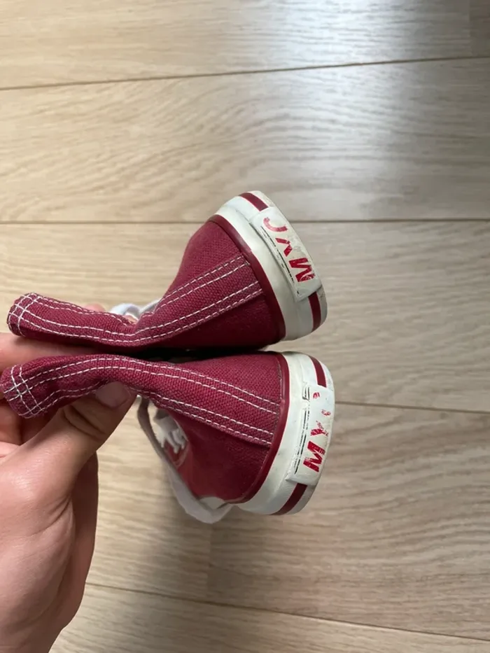 Chaussures type converse - photo numéro 3