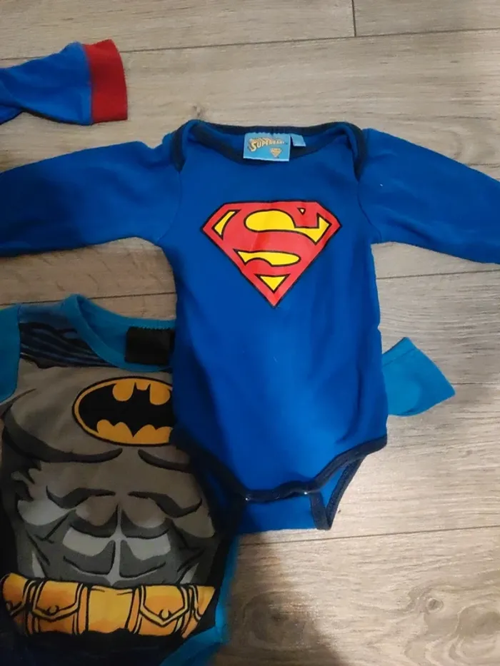 Lot superman super baby 3 mois - photo numéro 2