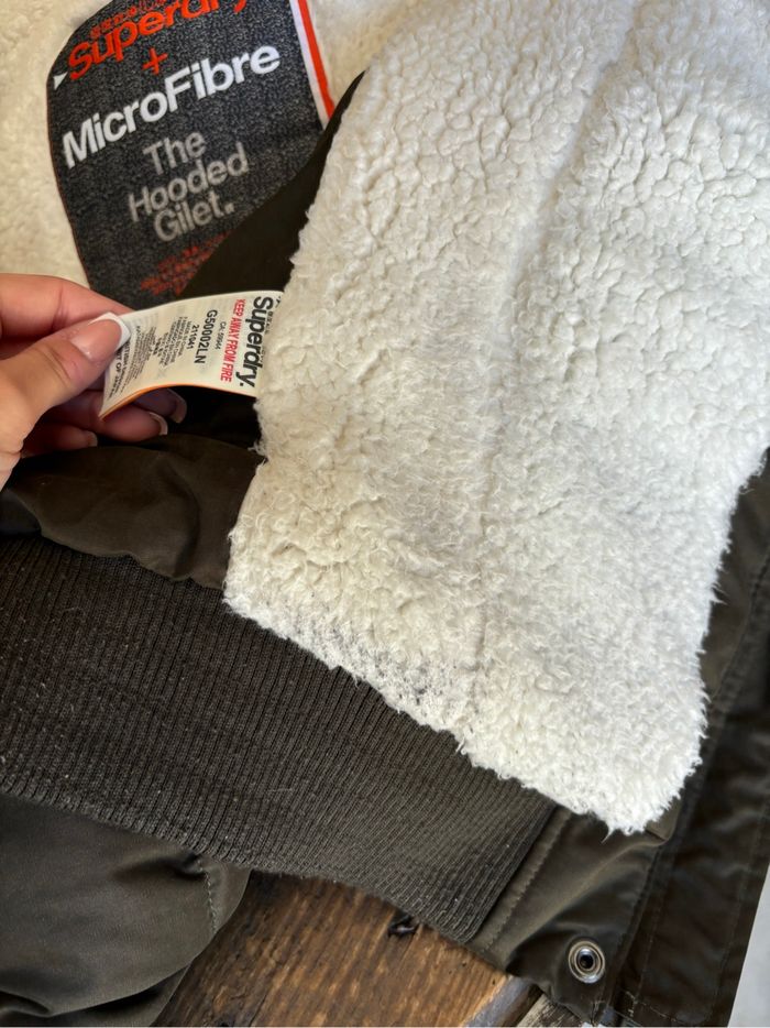Doudoune sans manches Superdry femme Neuve – Microfibre polaire & capuche fourrure - photo numéro 6