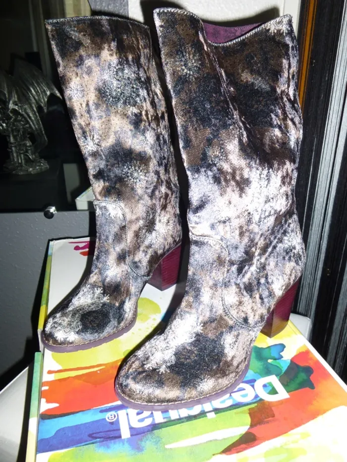 paire de botte Desigual pointure 37 ou 38 en boite - photo numéro 3