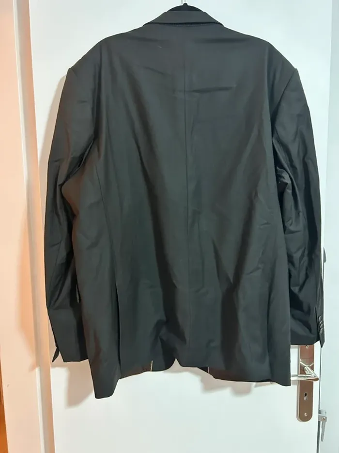 Veste de costume gris foncé - photo numéro 2