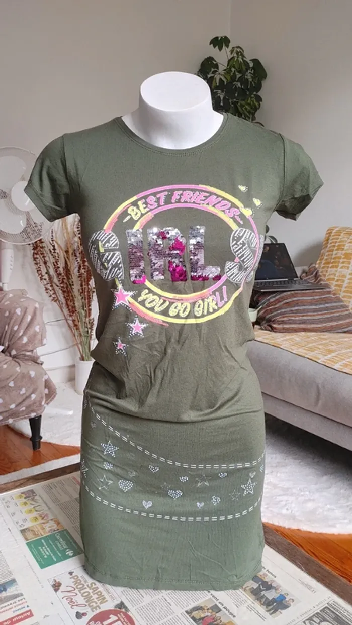Robe mini courte vert kaki girl sequin manches courtes