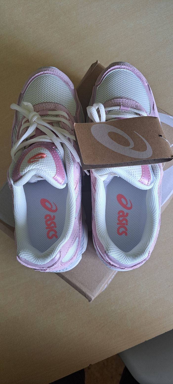 Asics Gel Nyc Cream/Rose Water T40 - photo numéro 2